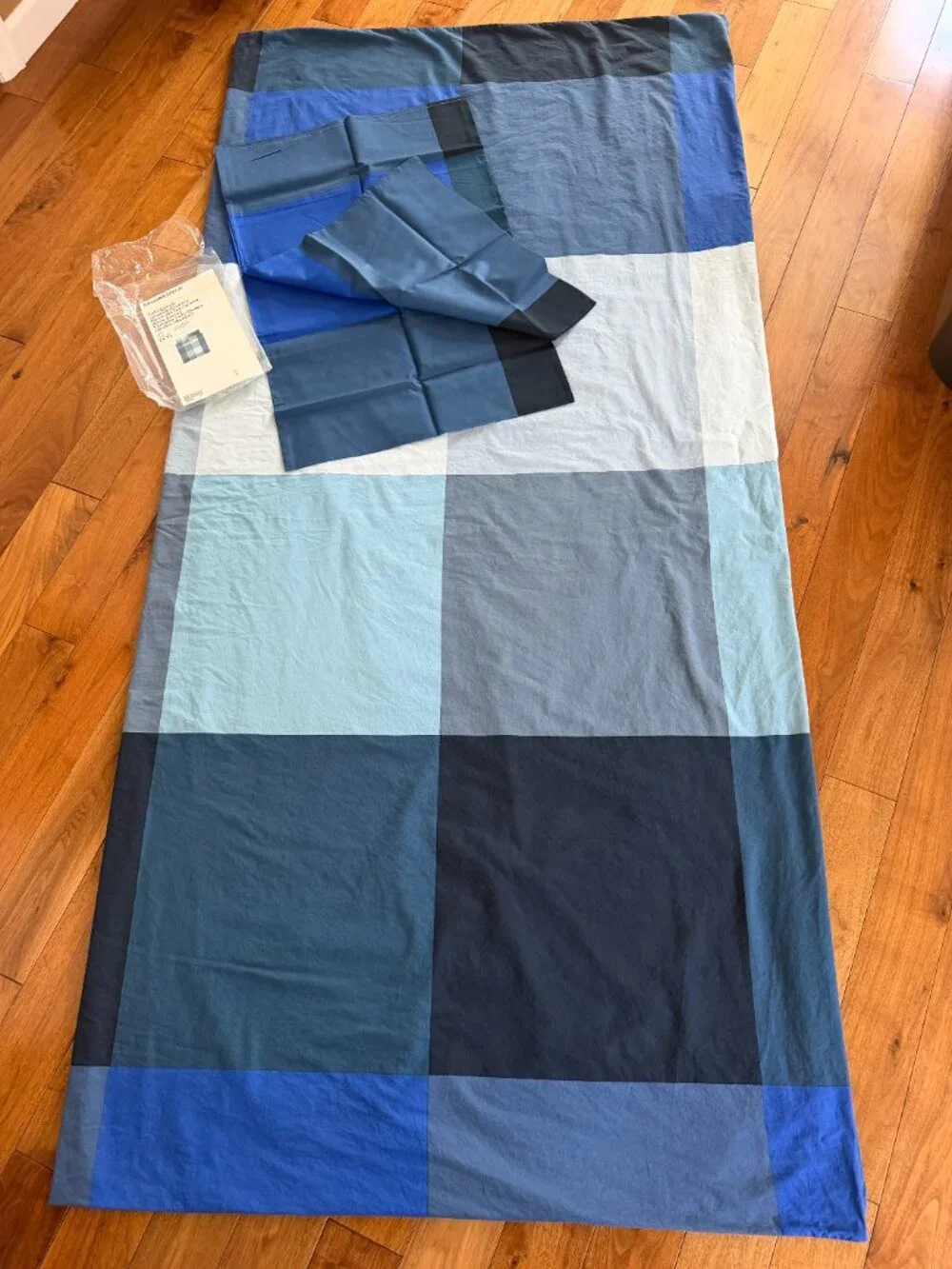 IKEA BRUNKRISSLA Blue Plaid Full/Queen Duvet Cover & Shams Set